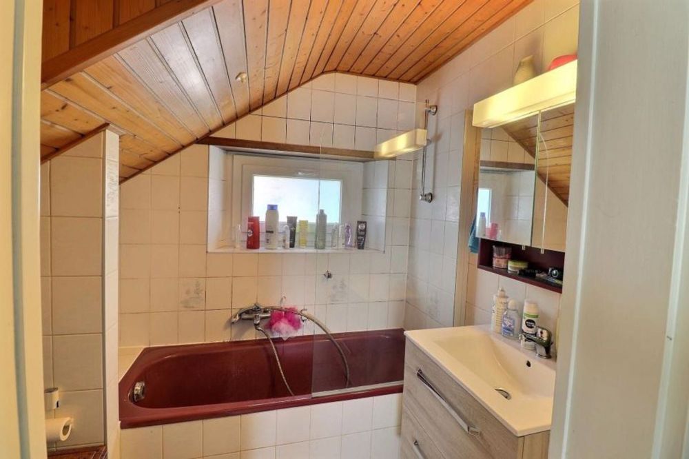 Arzier Dorf, Einzelhaus mit 2 Wohnungen - Bild 5