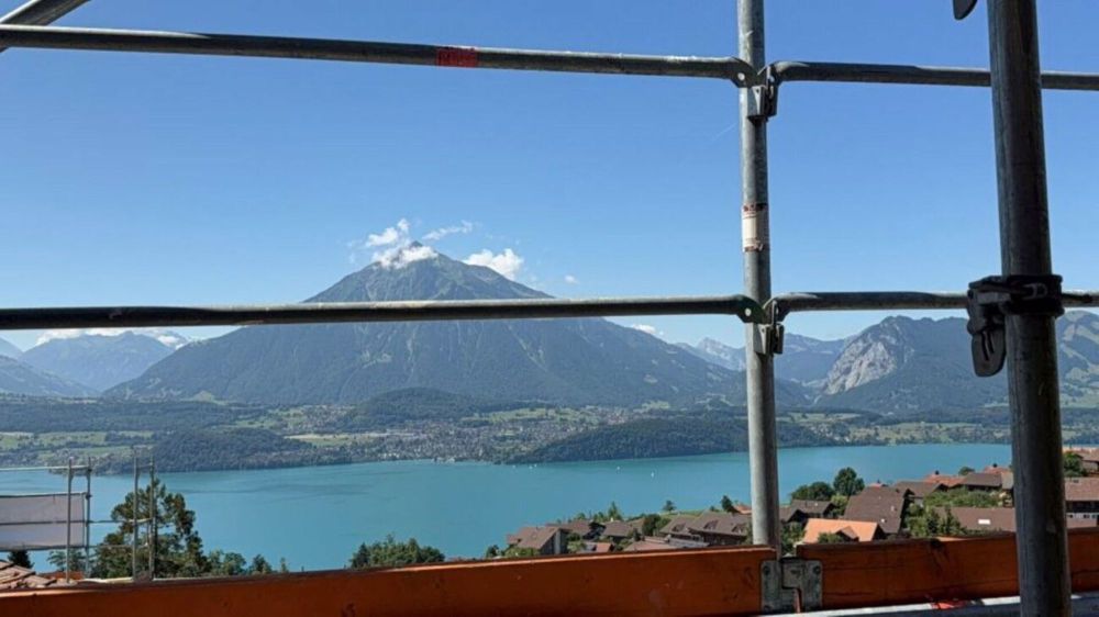 der Innenausbau und die attraktive Aussicht warten - Bild 7