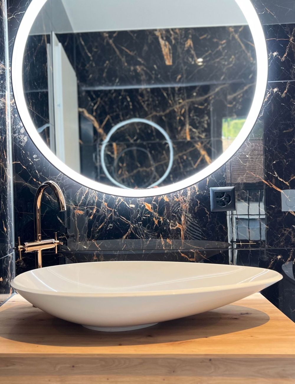 Extravagante Dachwohnung mit Galerie - Bild 13