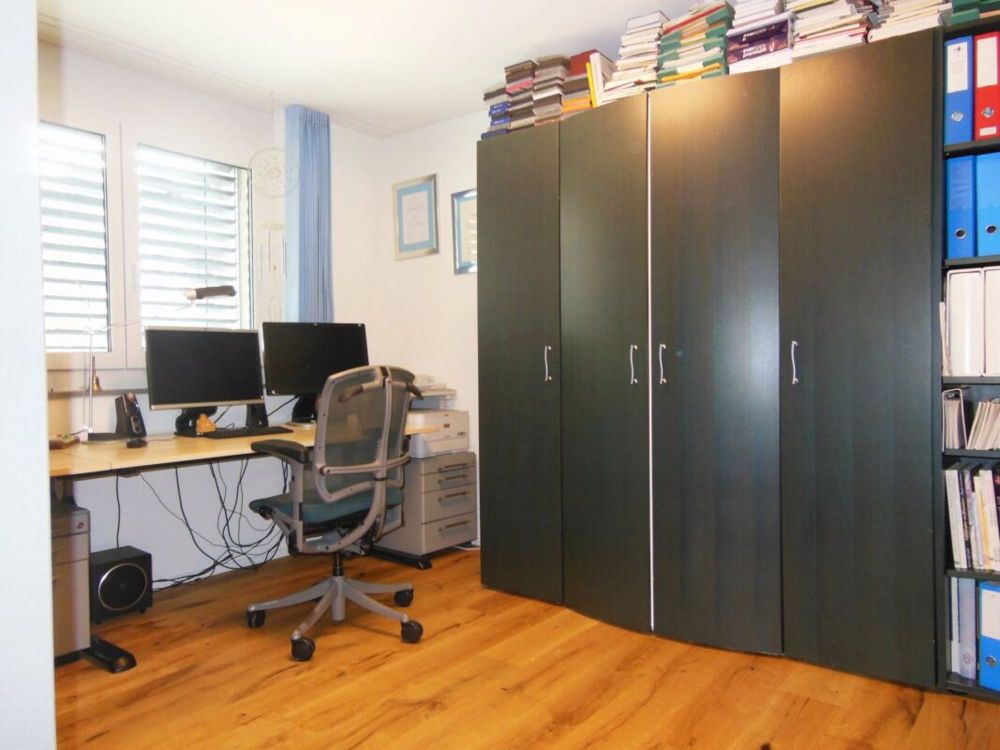 Moderne 3.5-Zimmerwohnung mit eigenem Garten in Heremetschwil-Staffeln - Bild 8