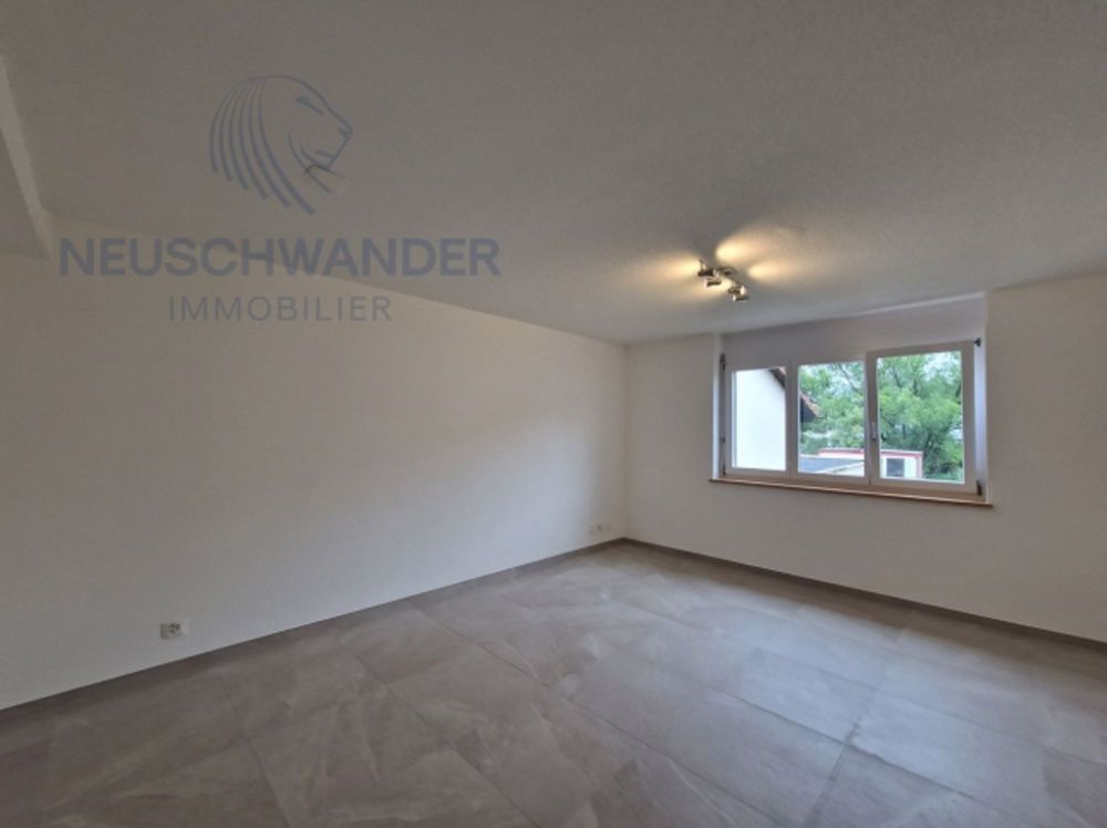 Proche de toutes les commodités et totalement rénové - Bild 5