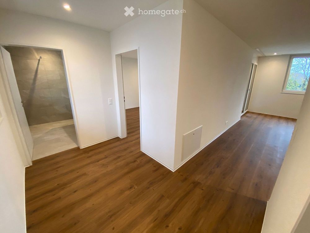 Hochwertige 2.5 Neubauzimmerwohnung wartet auf Sie! - Bild 4