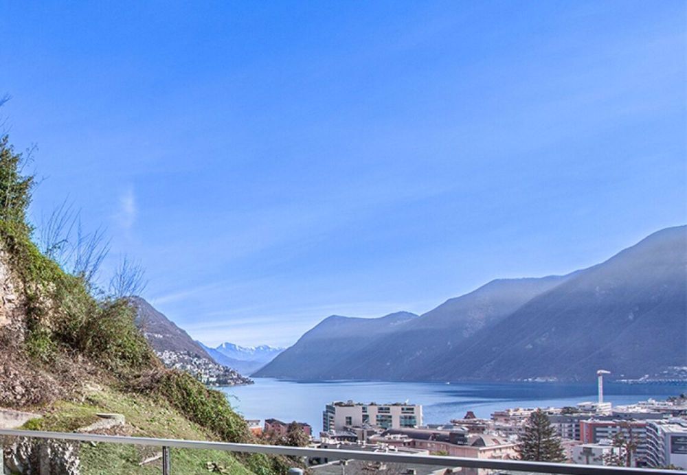 In esclusiva residenza appartamento vista lago - Bild 2