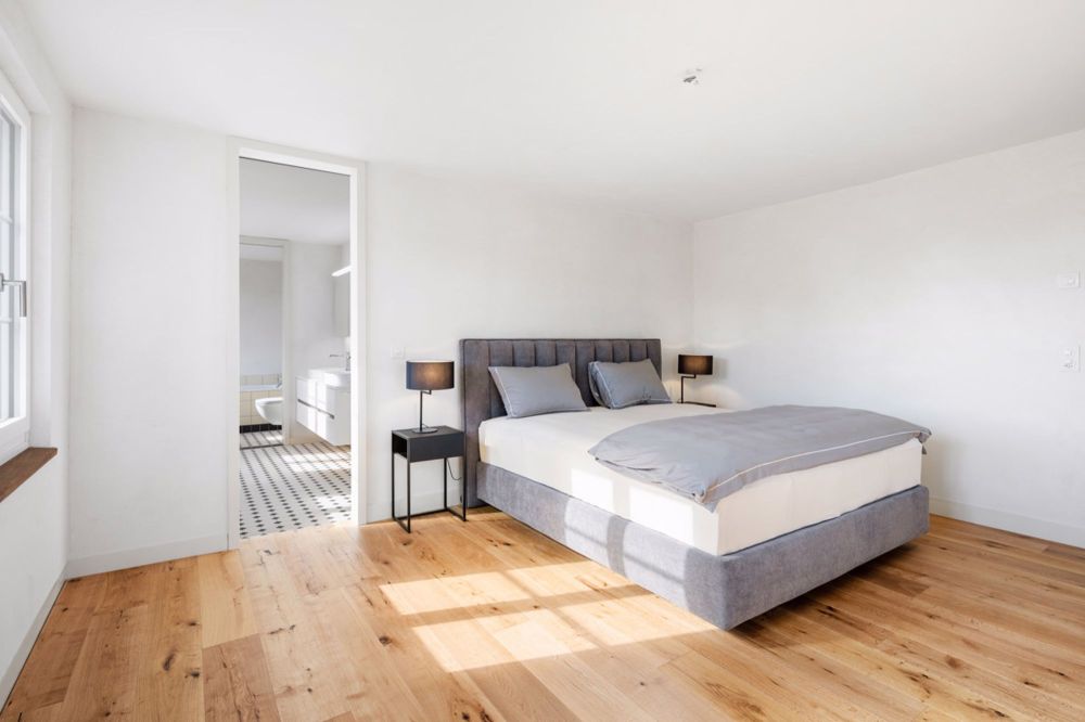 Bauernhaus in Brüttisellen Moderne trifft Tradition - Schlafzimmer