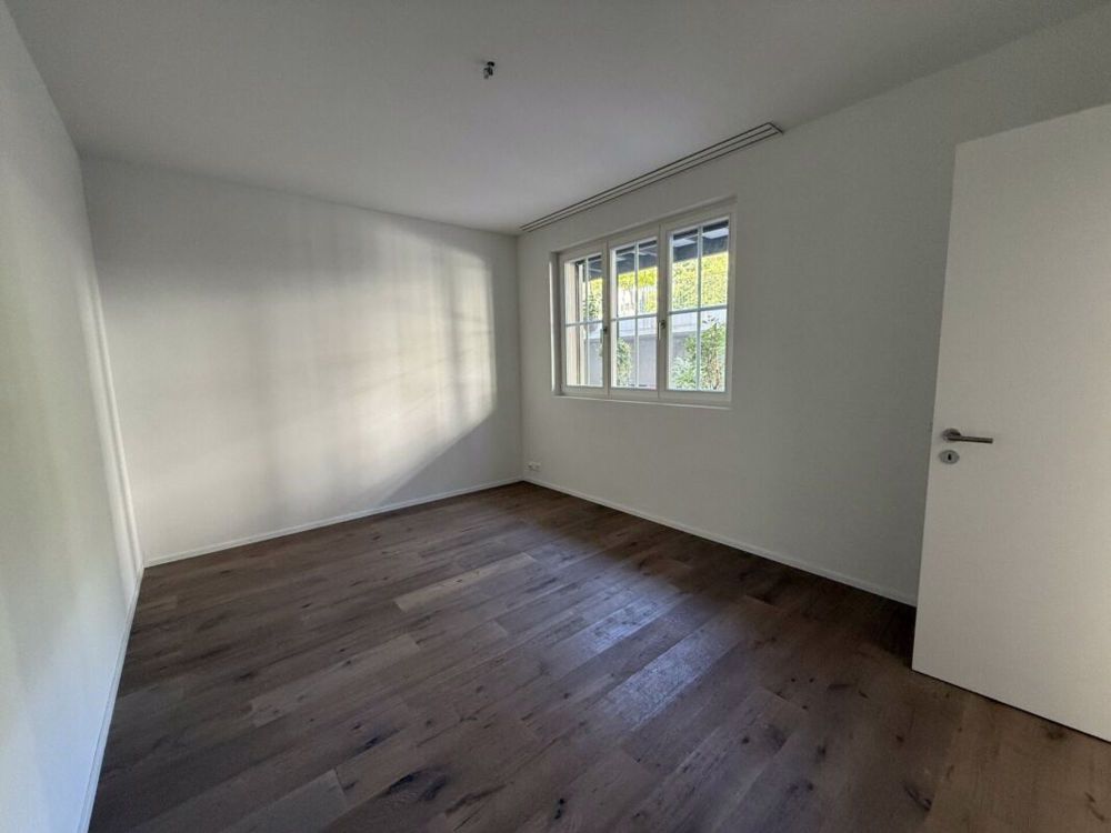 Familienfreundliche, loftartige 4.5 Zimmer Wohnung mit Sitzplatz - Bild 8