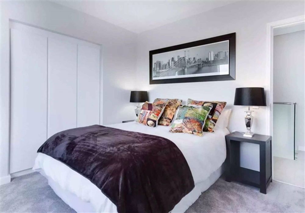 Grosszügige 4.5 Zimmer hell - Bild 5