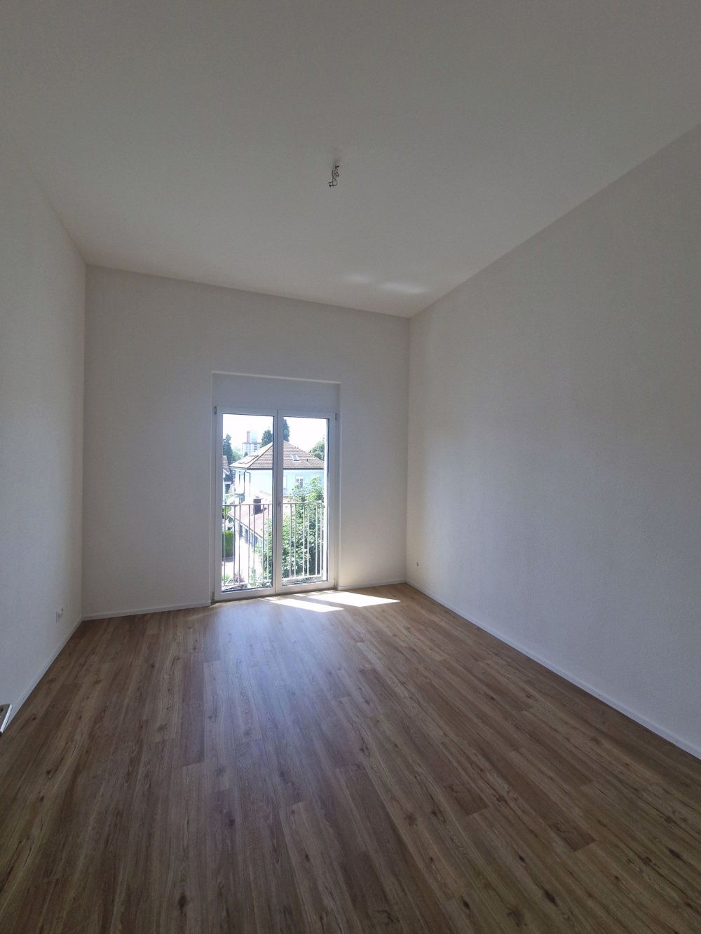 Moderne 4.5-Zimmer-Dachwohnung mit Balkon in Wil - Bild 11