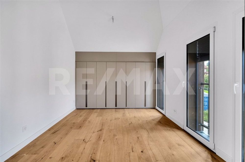 4.5-Zimmer-Wohnung, neu, vereint authentischen Charme und modernen Komfort - Bild 2