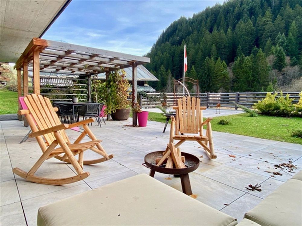 Schöne Wohnung im Erdgeschoss in Morgin 3,5 Zimmer - Bild 2