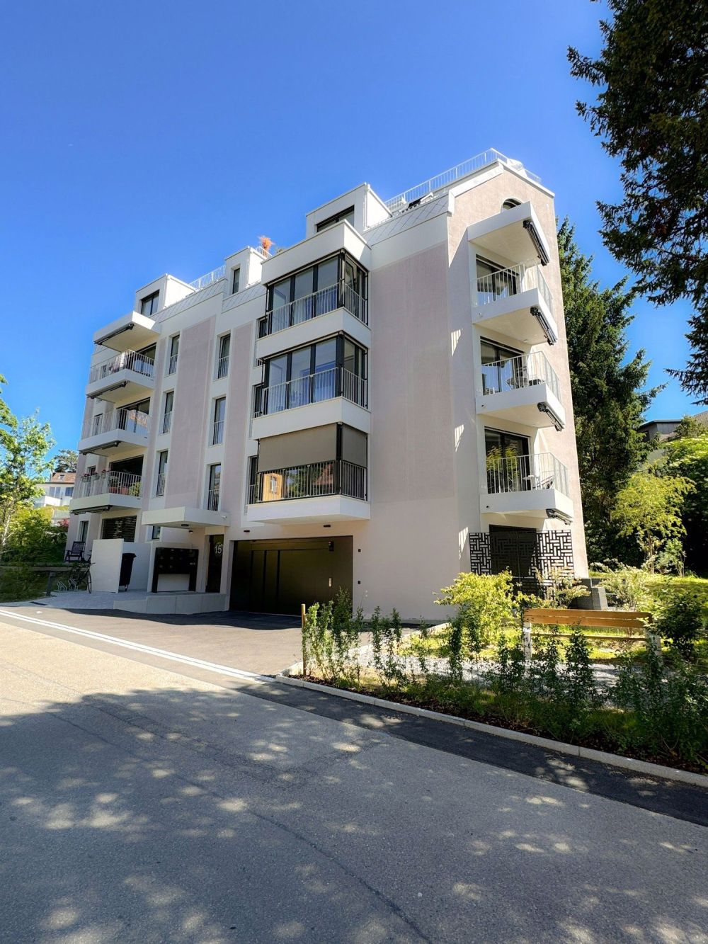 Hochwertige Neubauwohnung im Eigentumsstandard an zentraler Lage in Oerlikon - Aussenansicht