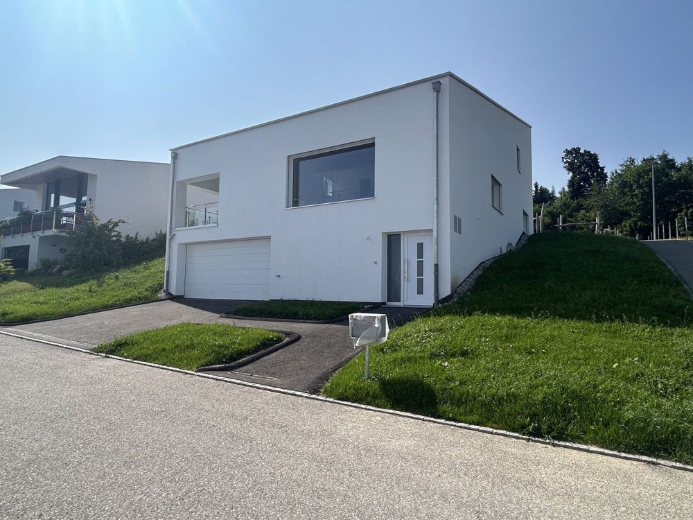 LIGNIÈRES / NE VILLA INDIVIDUELLE DE 6,5 PCES DISPONIBLE DE SUITE!! - Bild 2