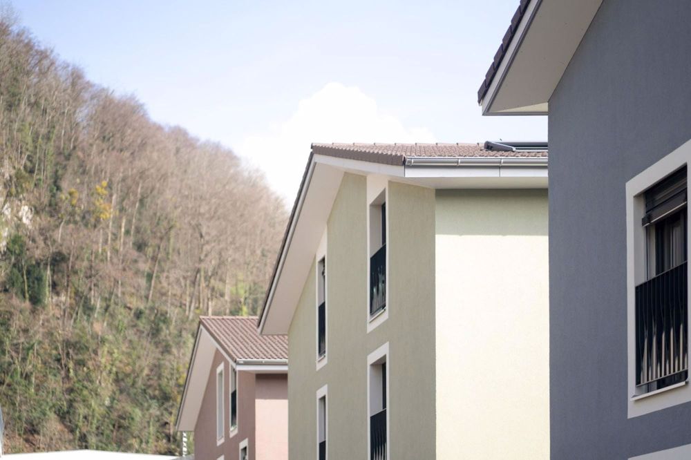 Exklusives Wohnen mit Berg- und Seesicht sowie Smart-Home-Technologie - Bild 2