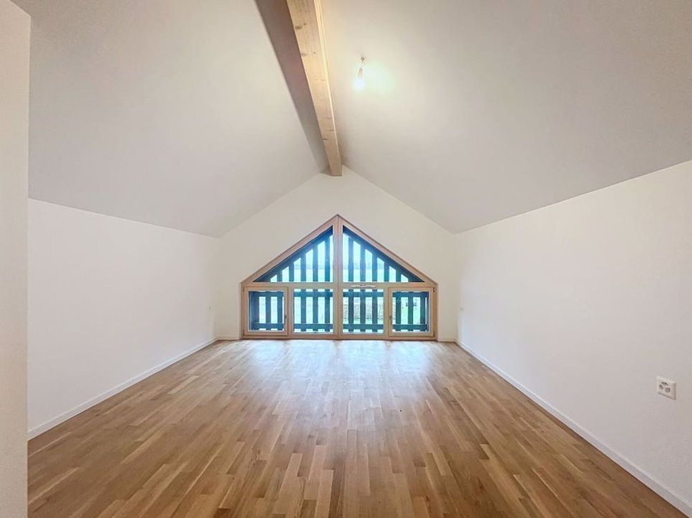 Duplex de 4,5 pces neuf - chambre du 1er