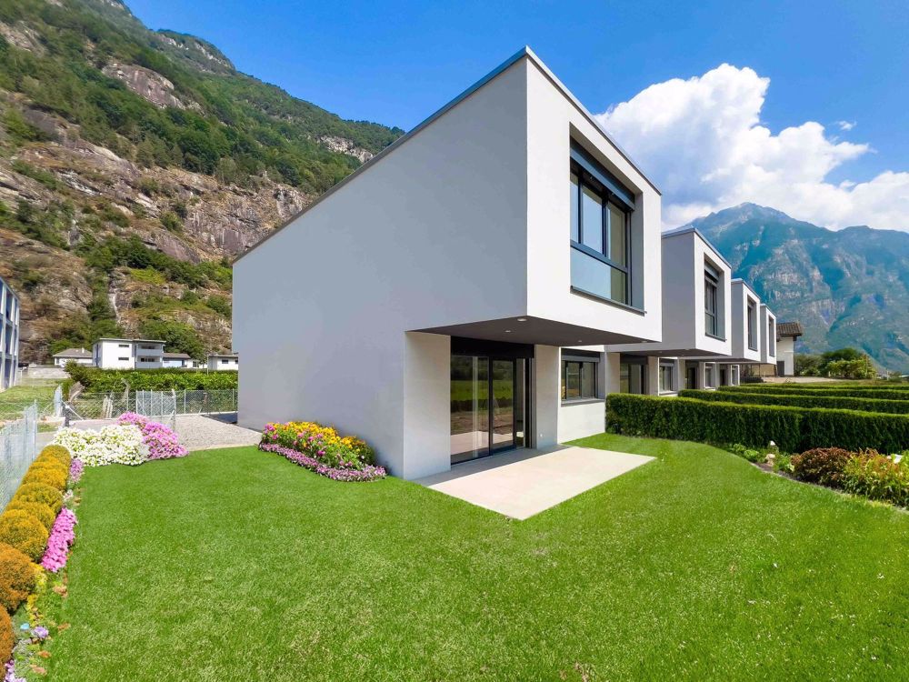 Exklusives Einfamilienhaus-Design – Komfort, Natur und Prestige in Pollegio - Bild 1