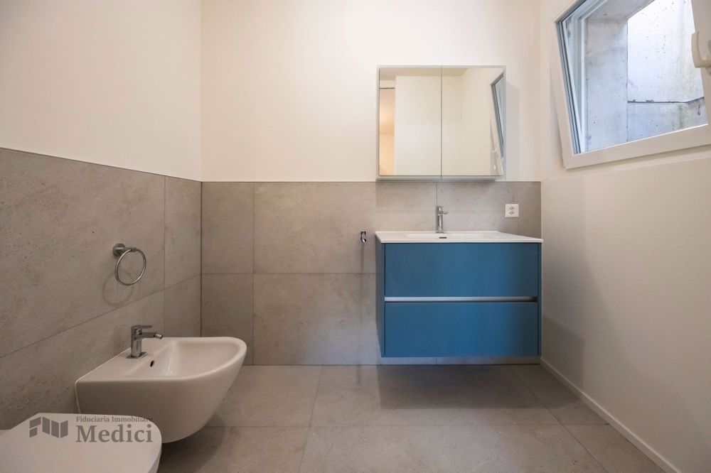 Moderne und elegante Wohnung mit Seeblick - Bild 7