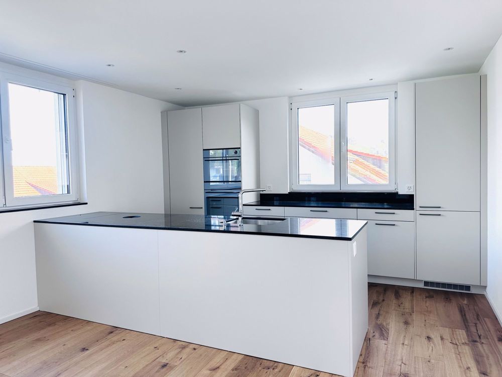 Einzigartige Gelegenheit: Stilvolle 4.5-Zimmer-Wohnung am Dorfrand von Heiden AR - Küche