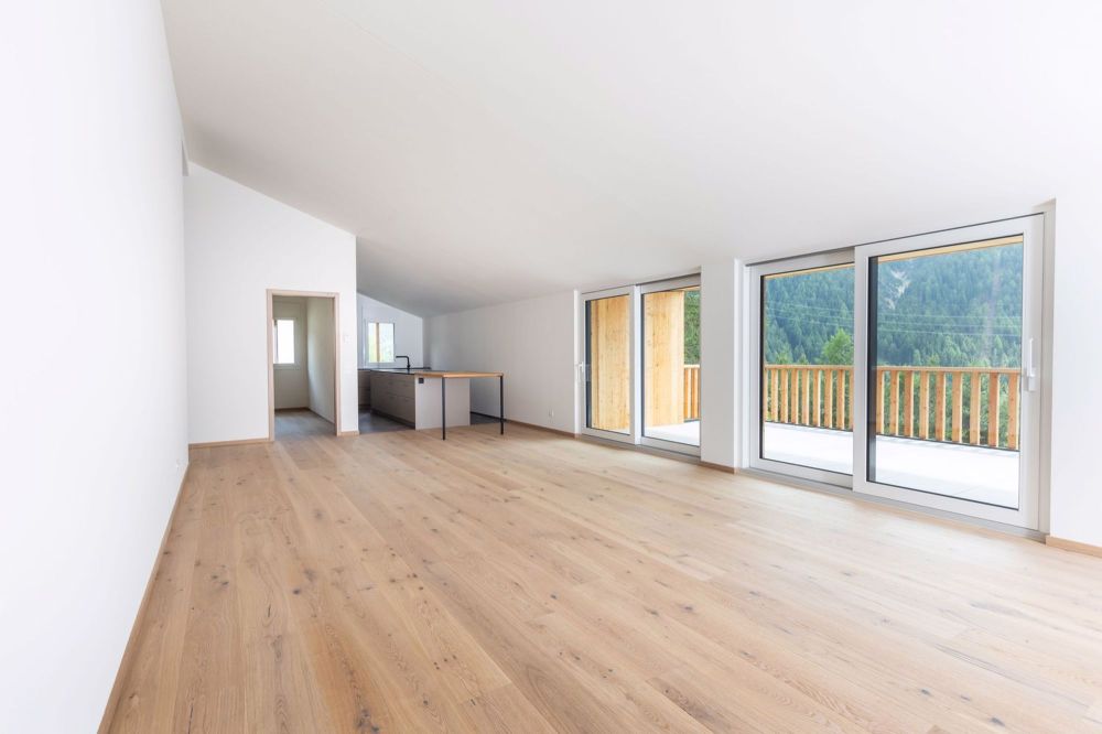 Neubau: Erstsitz-Wohnung mit Blick auf die majestätische Bergwelt - Bild 3