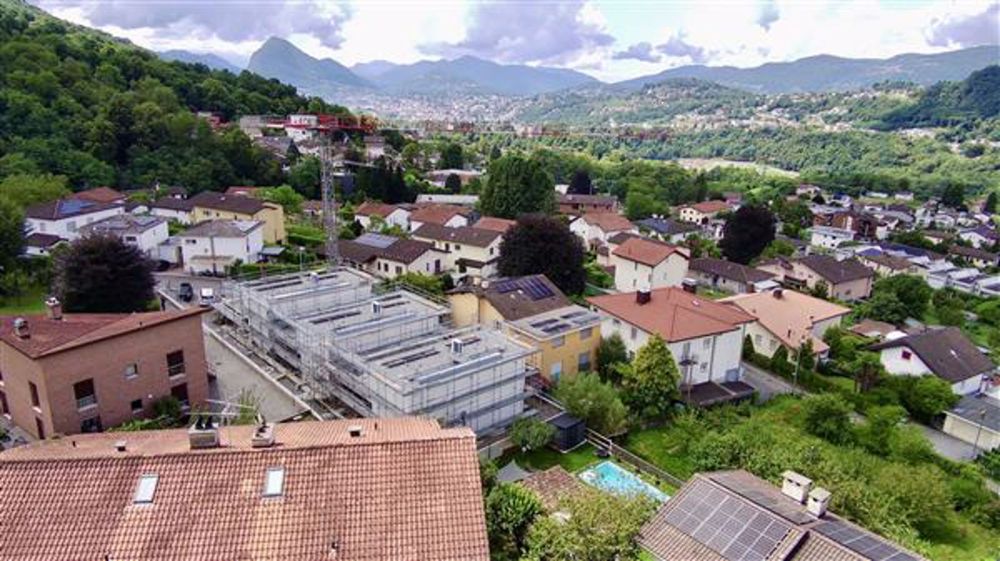 Einfamilienhaus mit 4.5 Zimmern in Cadro - Location