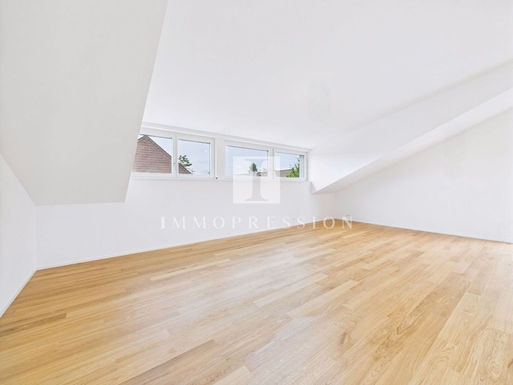 Ausblick in die Wolken: Sonnenverwöhnter Wohntraum mit Terrasse und Weitblick! - Bild 2