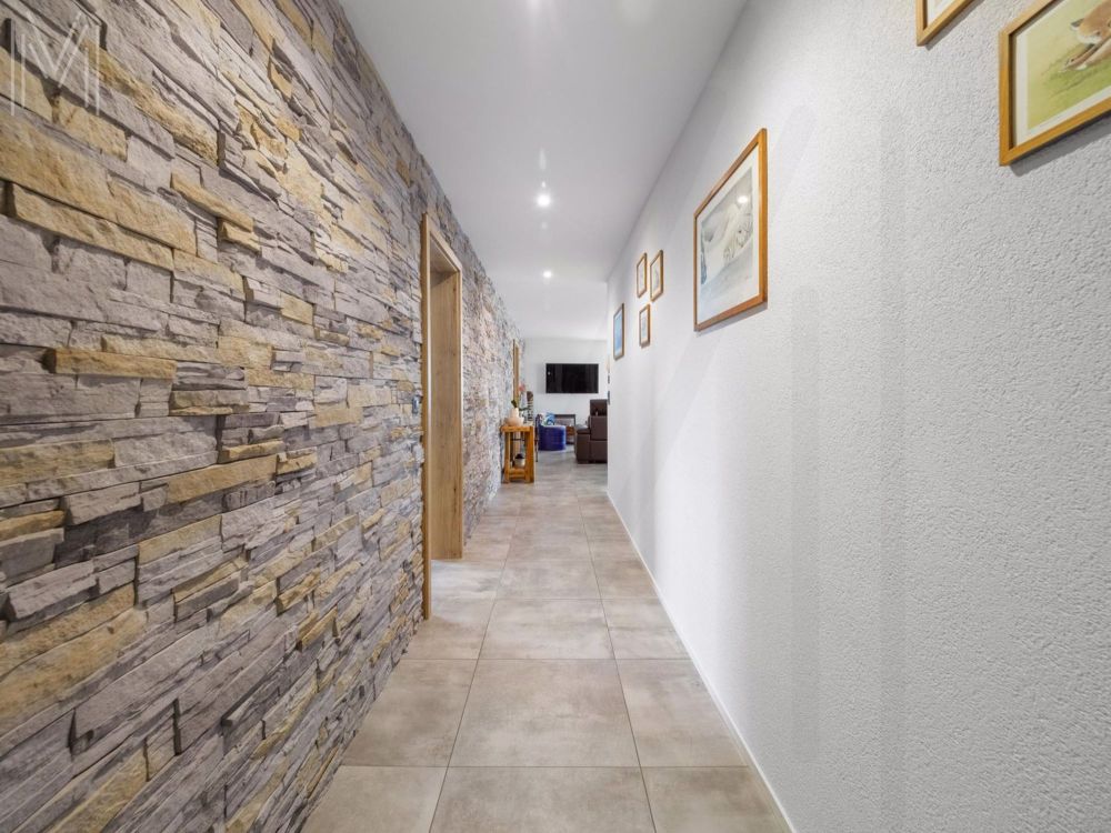 Appartement 5.5 pièces d'exception au dernier étage avec vue panoramique au coeur du village de Broc ! - Bild 7