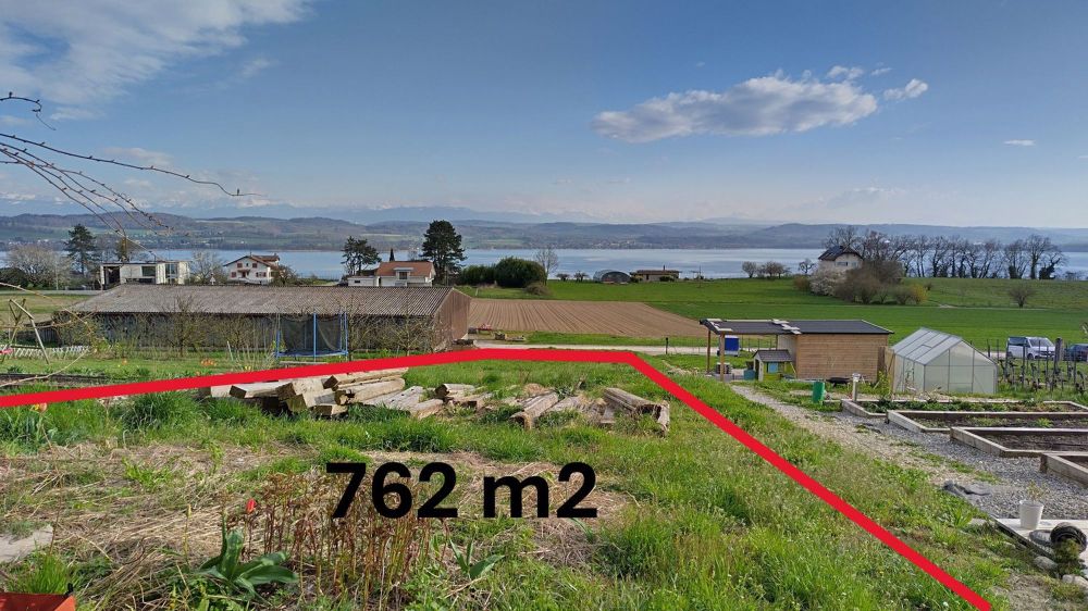 Bauplatz 762 m2 (Lugnorre (FR) mit 120° Blick auf den Murtensee und die Alpen (Anzeige auf Homegate.ch) - Bild 1