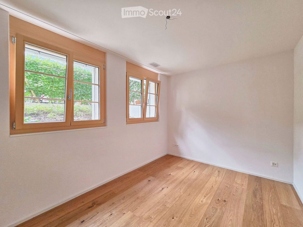 Neubauwohnung in totalsaniertem Bijou - Bild 2