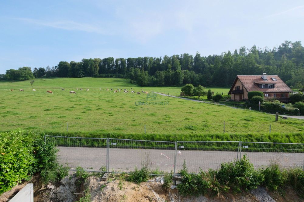 Anspruchsvolle Architektur, modernes und edles Wohnen mit Aussicht - Bild 13
