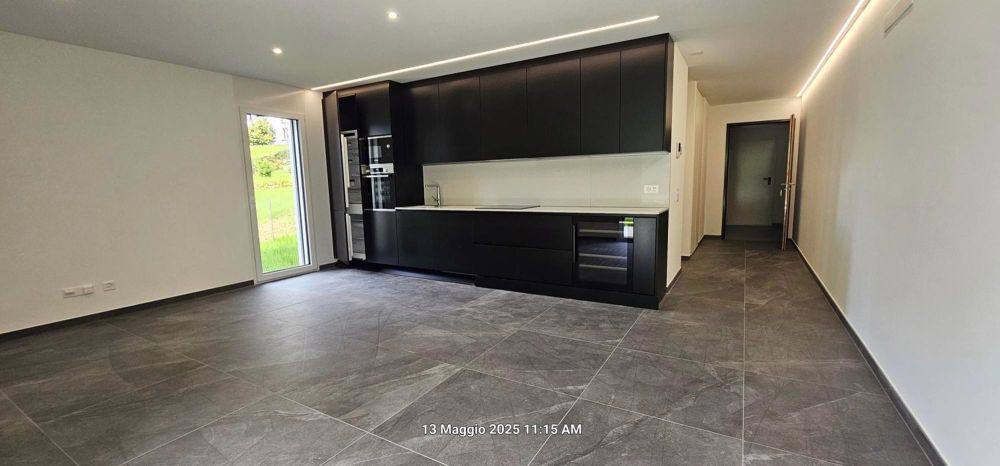 Modernes Apartment mit 3.5 Zimmern und Panoramablick in Lumino - Bild 9