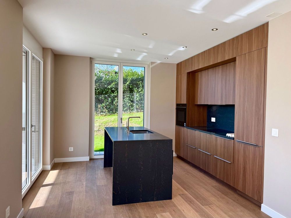 Appartement mit 3.5 Zimmern, unabhängig mit Seeblick und Garten - Pully - Bild 2