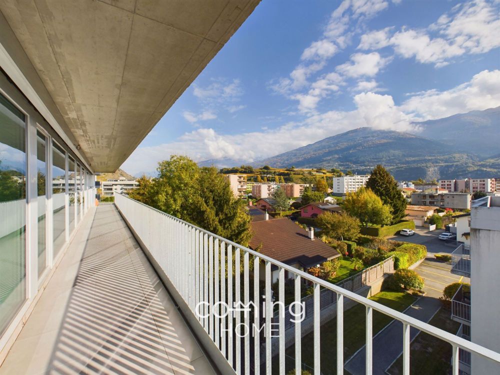 Exklusive 4.5-Zimmer-Attikawohnung mit Dachterrasse und Panoramablick - Bild 3