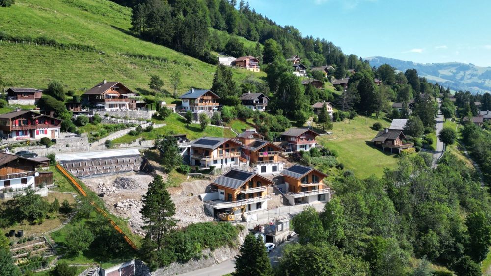 Crésuz - Magnifiques chalets de 4.5 pces à 5.5 pces - Avancement des travaux août 2024