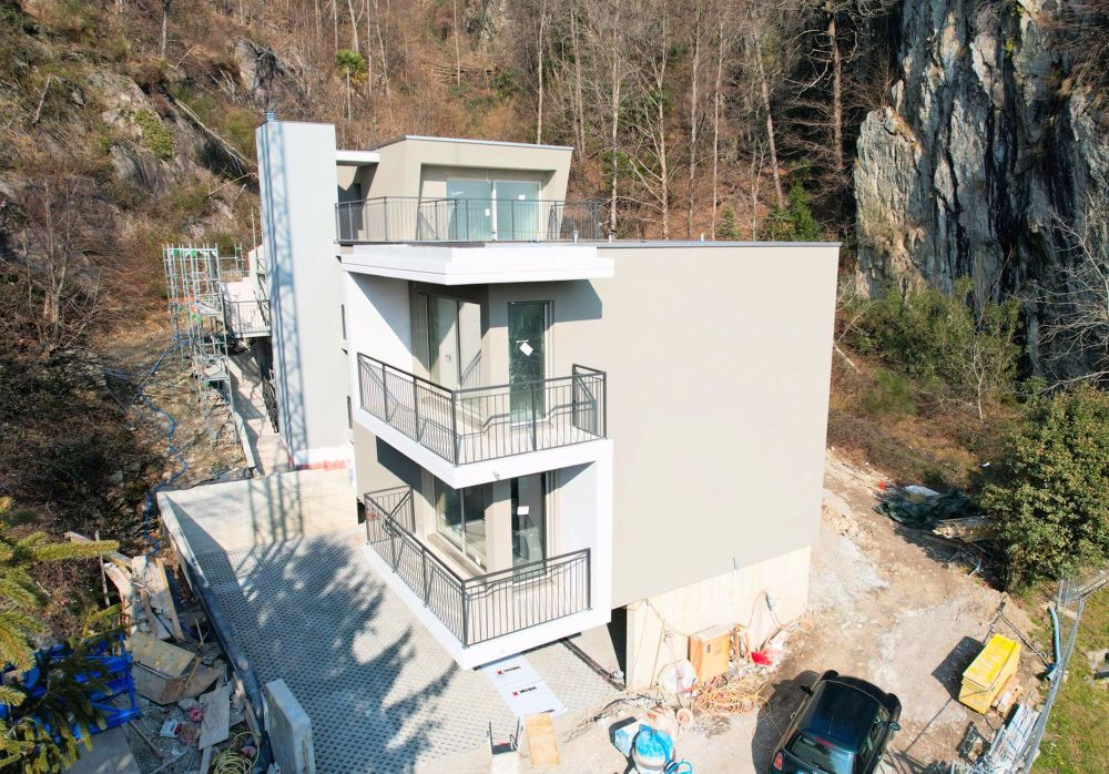 Neue Wohnung mit Garten in kleiner moderner Villa - Bild 4