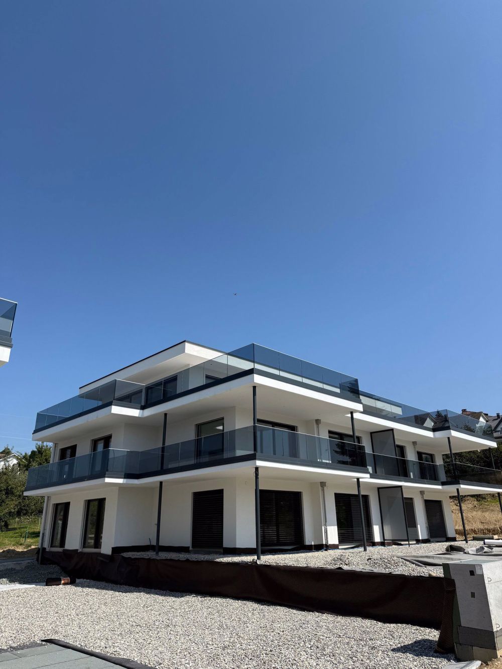 Moderne 4.5-Zimmer-Obergeschosswohnung mit 50 m² Terrasse in Däniken SO - Bild 1