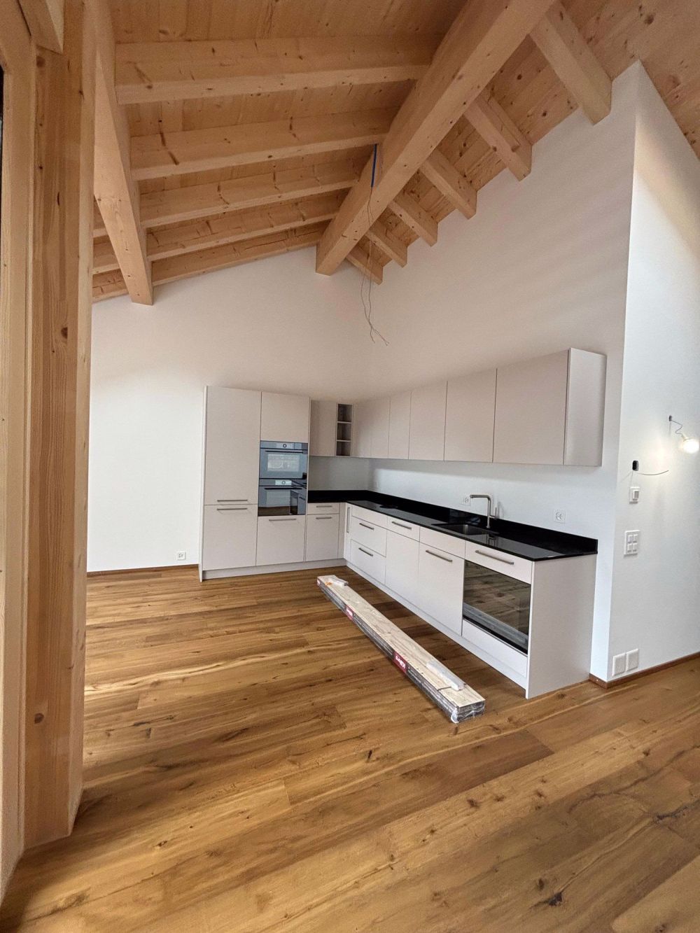 Nigelnagelneue 3.5-Zimmerwohnung - Bild 3