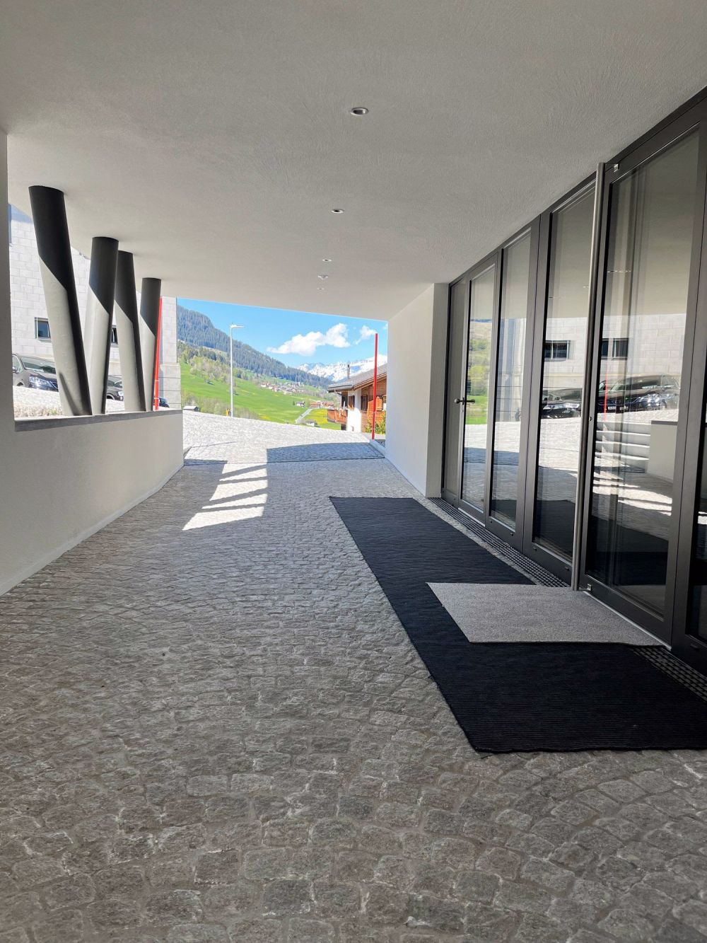 Moderne 4.5-Zimmer-Ferienwohnung in Obersaxen Mundaun - Bild 11