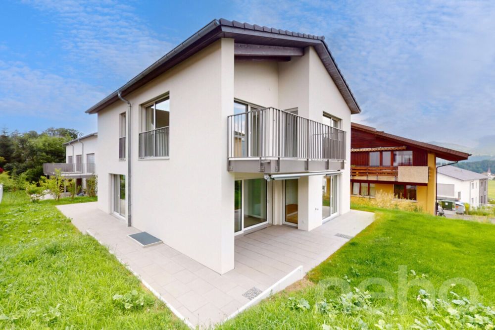 Exklusives Einfamilienhaus mit grosser Terrasse an ruhiger Lage - Bild 2