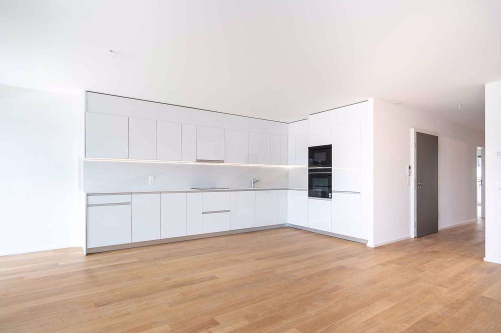 Luxuriöse 5.5-Zimmer-Wohnung mit 200m2 und Balkon von 76m2 in idyllischer Umgebung - Bild 3