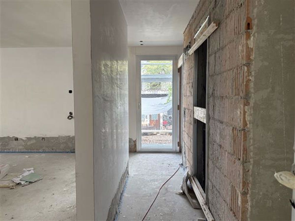 Einfamilienhaus mit 4.5 Zimmern in Cadro - Ingresso