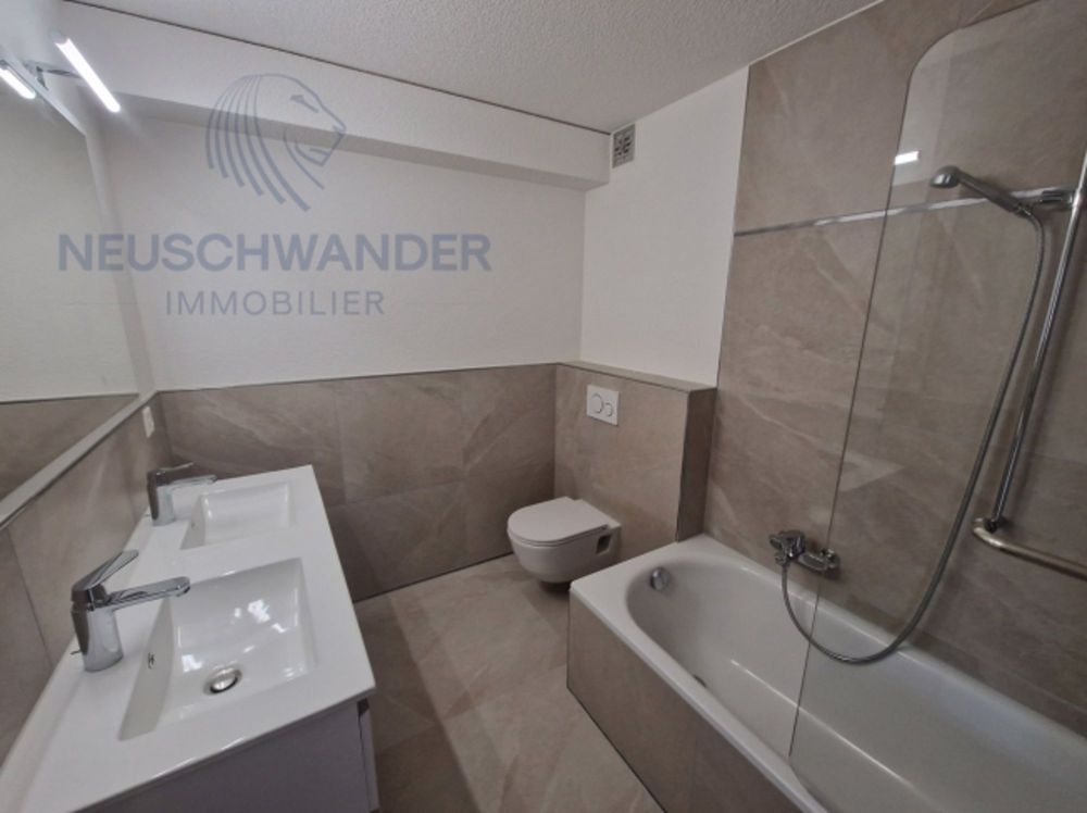 Proche de toutes les commodités et totalement rénové - Bild 7