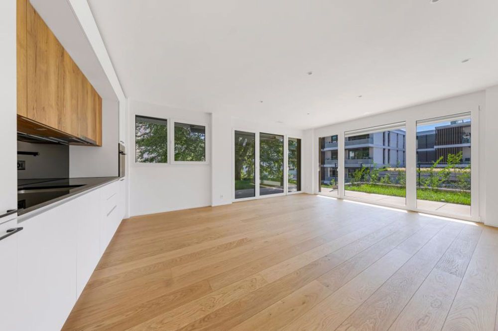 SEHR SELTEN ! NEU MIT GARTEN, VERFÜGBAR AB SOFORT ! - Bild 1