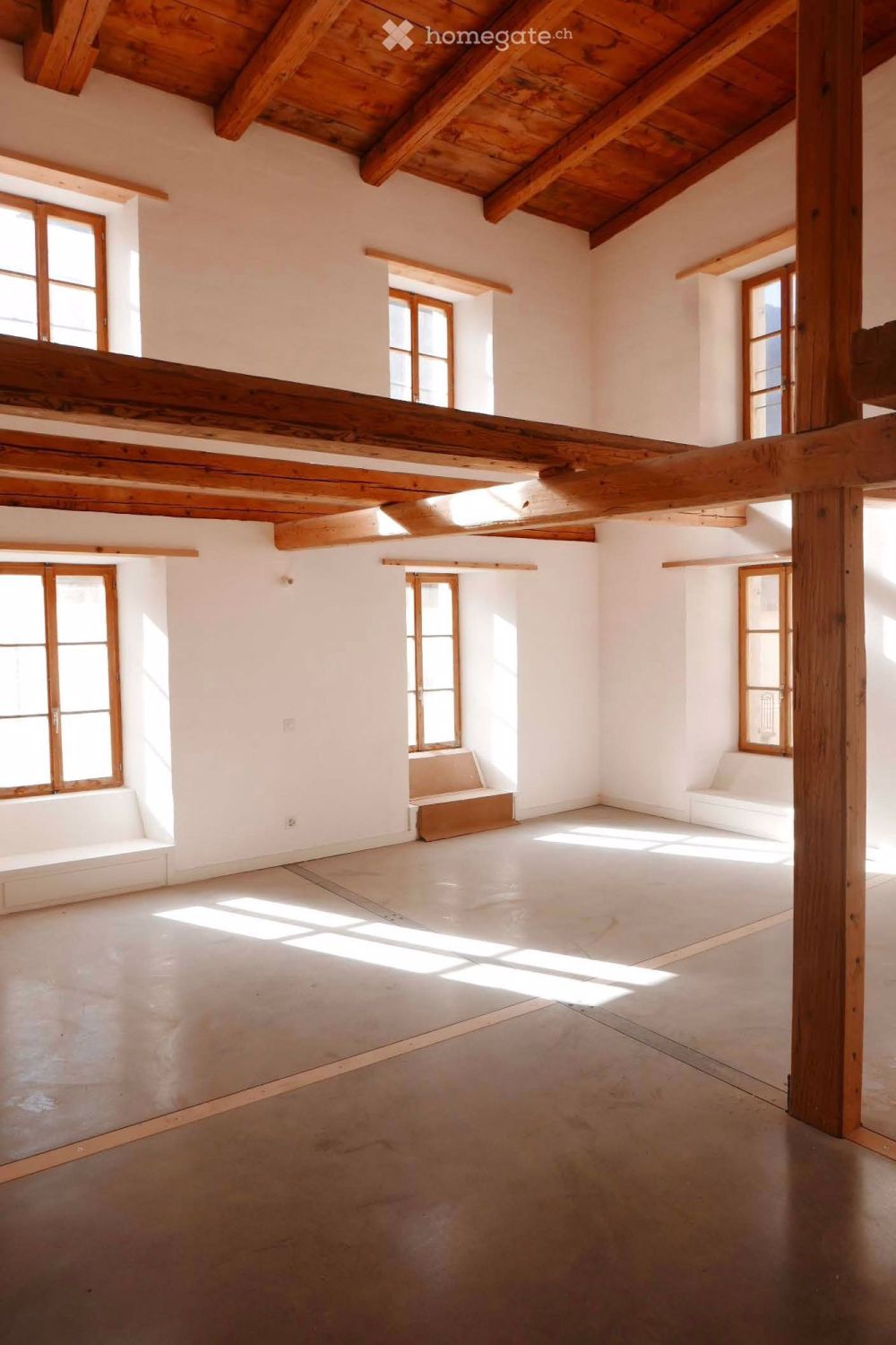 Zweigeschossiges Wohnatelier in saniertem Engadinerhaus - Bild 1