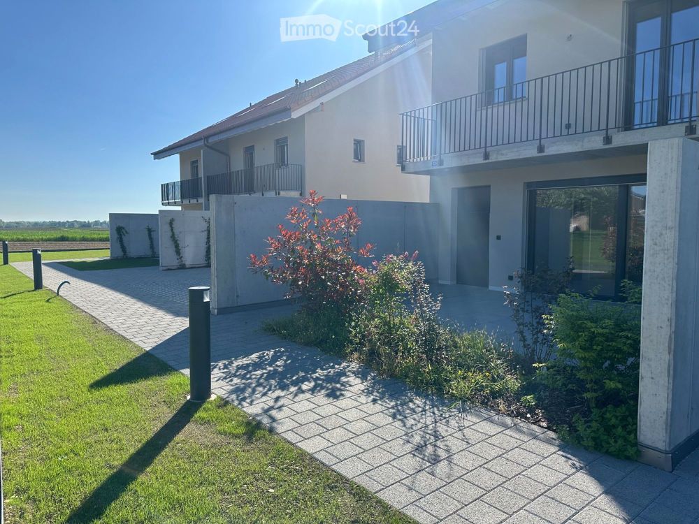 Die Villen von Planches - Prächtige Villa mit Garten - - Bild 2