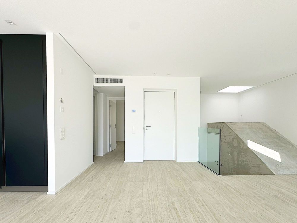 Maisonette su più livelli con ampio giardino in residenza di pregio - Bild 7