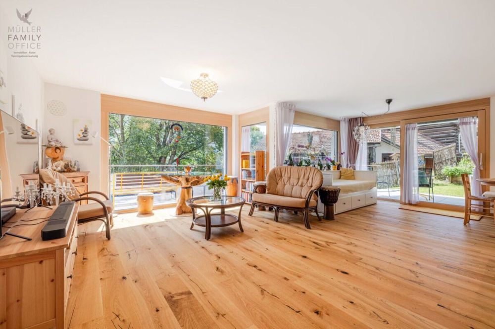 Stilvolle 3 1/2 Zimmer-Gartenwohnung (Erstwohnung) mit Einfamilienhaus-Charakter - Bild 1