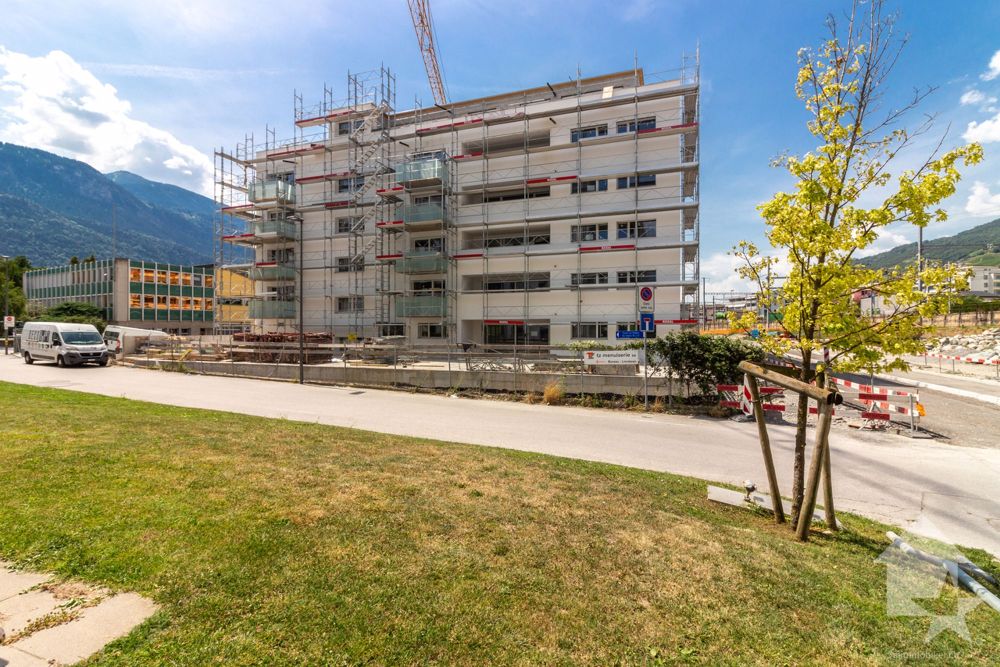 Superbe appartement de 4.5 pièces de 130 m2 proche des commodités - Bild 1