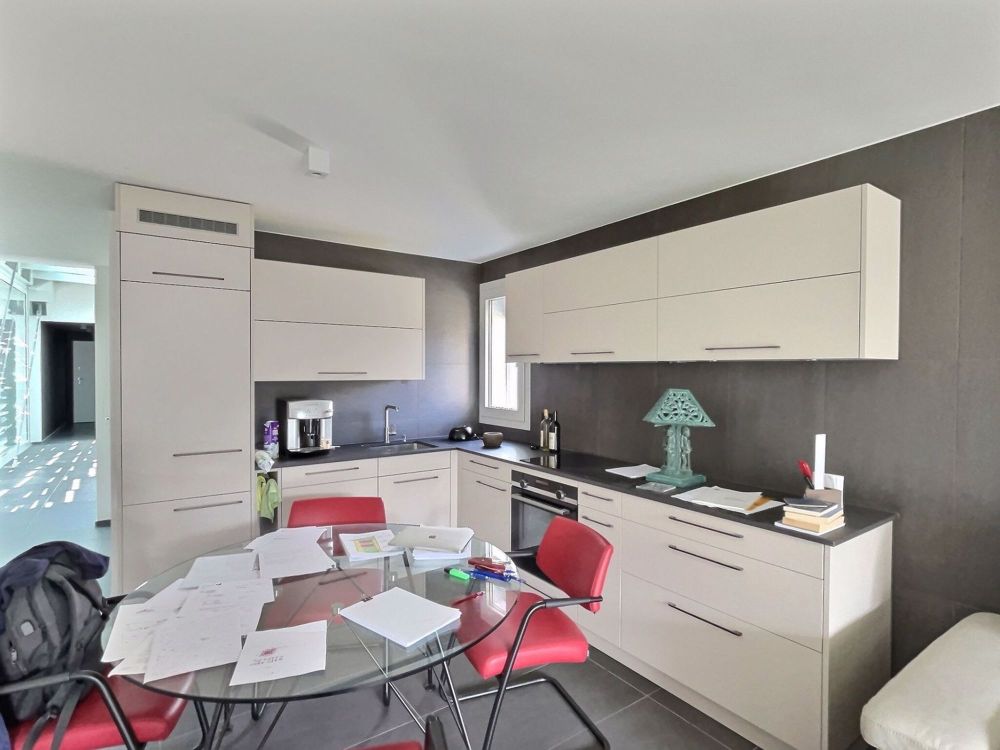 Duplex Haus im modernen Stil, ungewöhnlich - 4,5 Zimmer - Duplex, 4.5 pièces, 150.00 m2