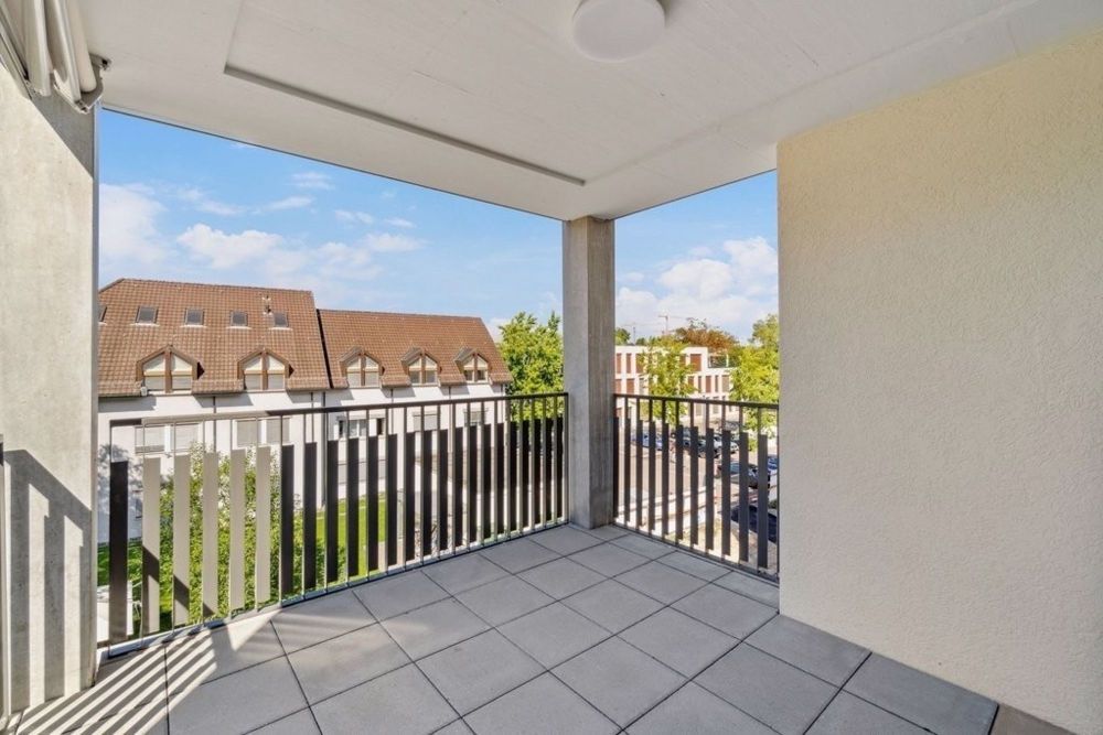 Moderne und komfortable 2.5-Zimmer Wohnung - Balkon