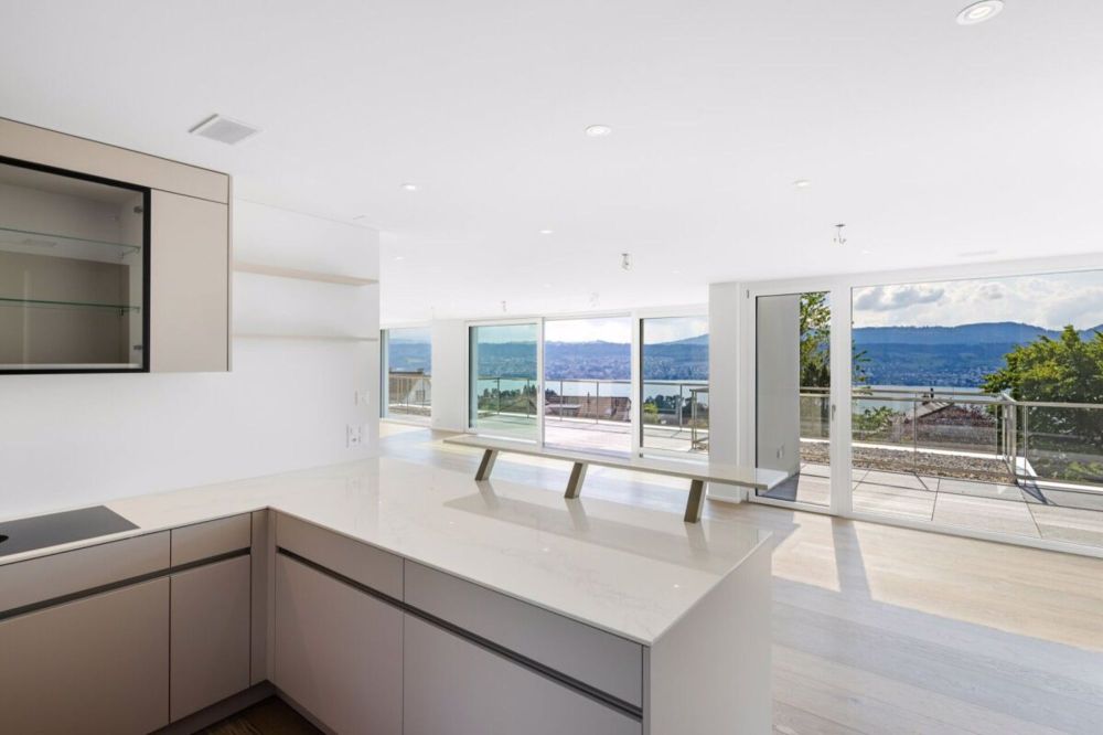 Azure Heights exklusives 4.5-Zimmer-Penthouse mit traumhafter See- und Alpensicht - Bild 5