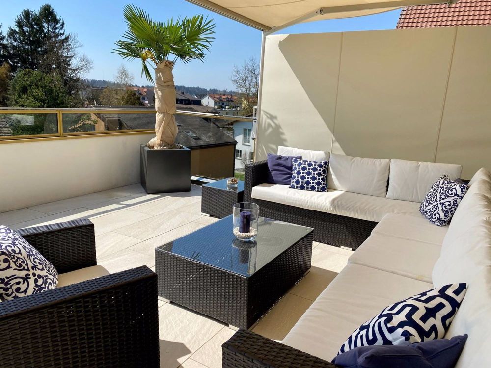 Exklusive 4.5-Zimmer-Terrassenwohnung mit Panoramablick und Top-Ausstattung - Bild 8