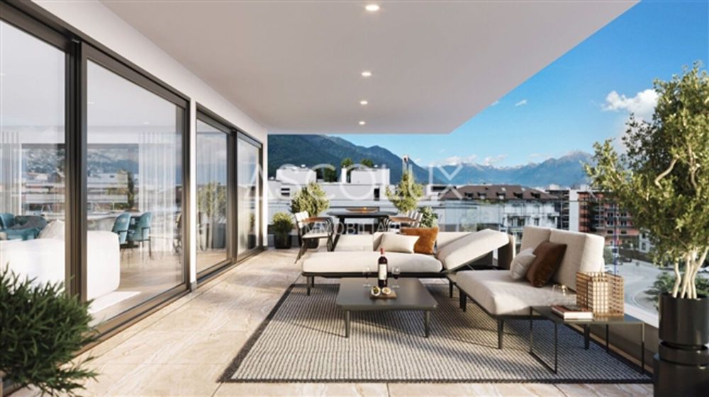 Elegantes 4,5-Zimmer-Penthouse nur wenige Schritte von der Piazza Grande und dem See entfernt | Elegante 4.5-Zimmer Attika-Wohnung, wenige Schritte von Piazza Grande und See entfernt - Bild 5